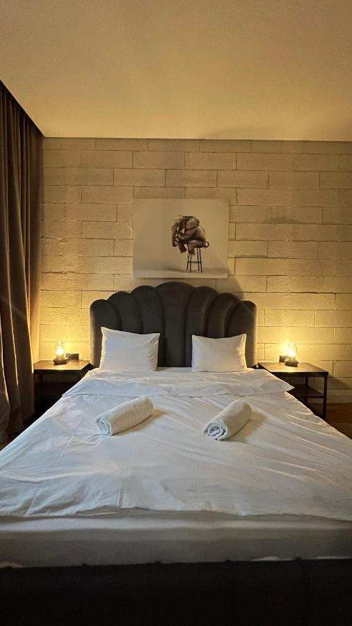 Hotel Manica Esentai City アルマトイ エクステリア 写真