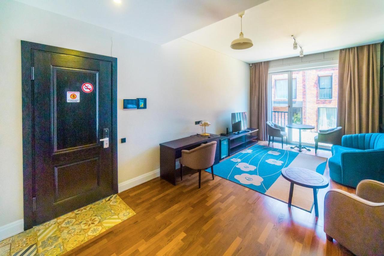 Hotel Manica Esentai City アルマトイ エクステリア 写真