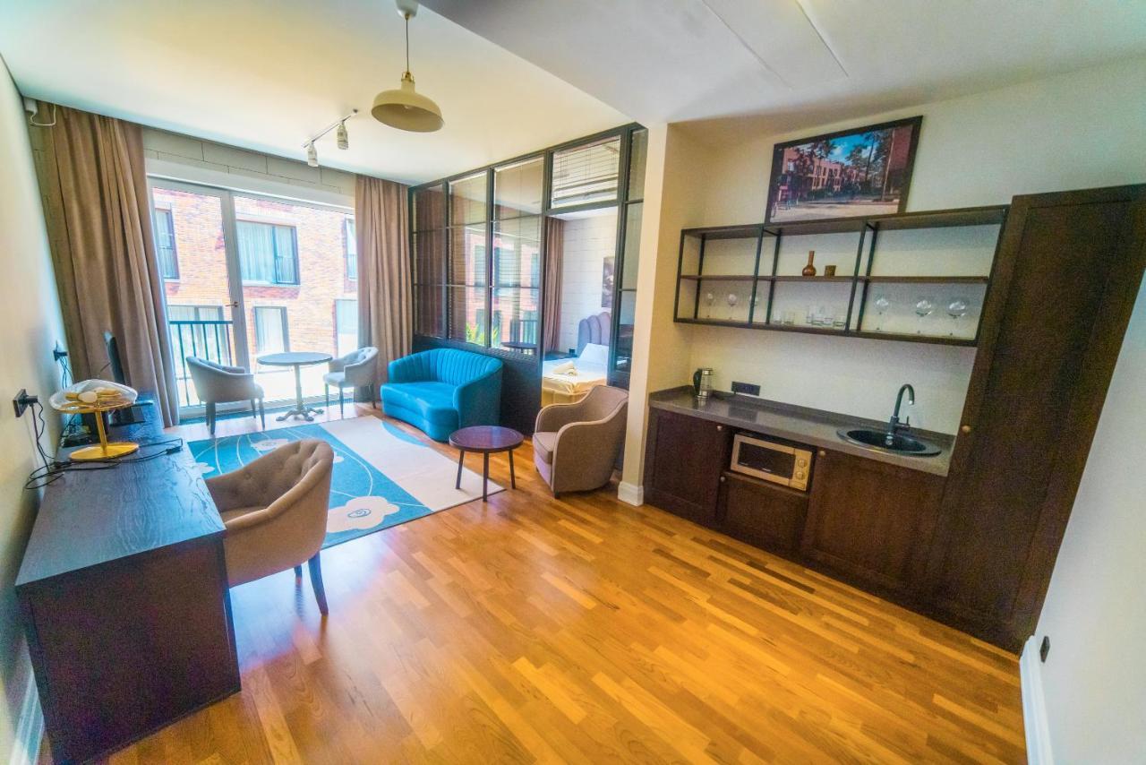 Hotel Manica Esentai City アルマトイ エクステリア 写真