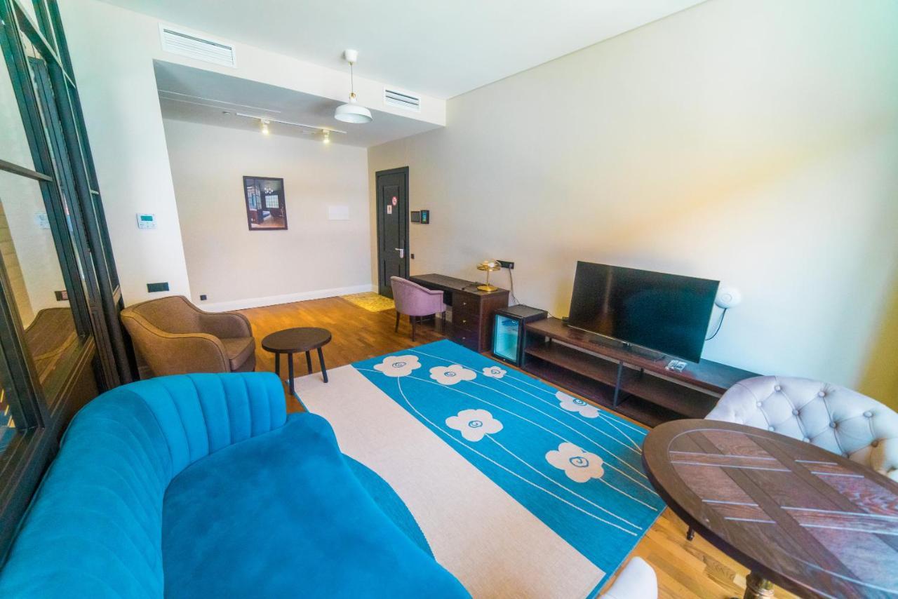 Hotel Manica Esentai City アルマトイ エクステリア 写真