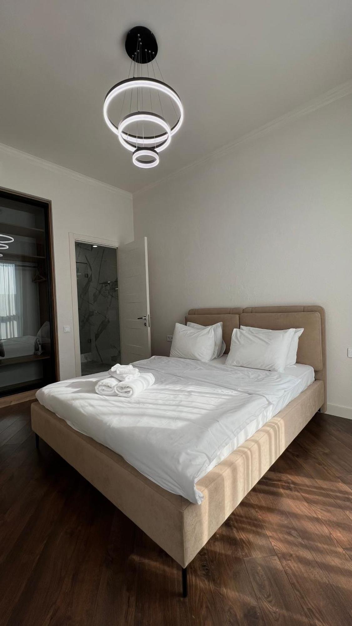 Hotel Manica Esentai City アルマトイ エクステリア 写真
