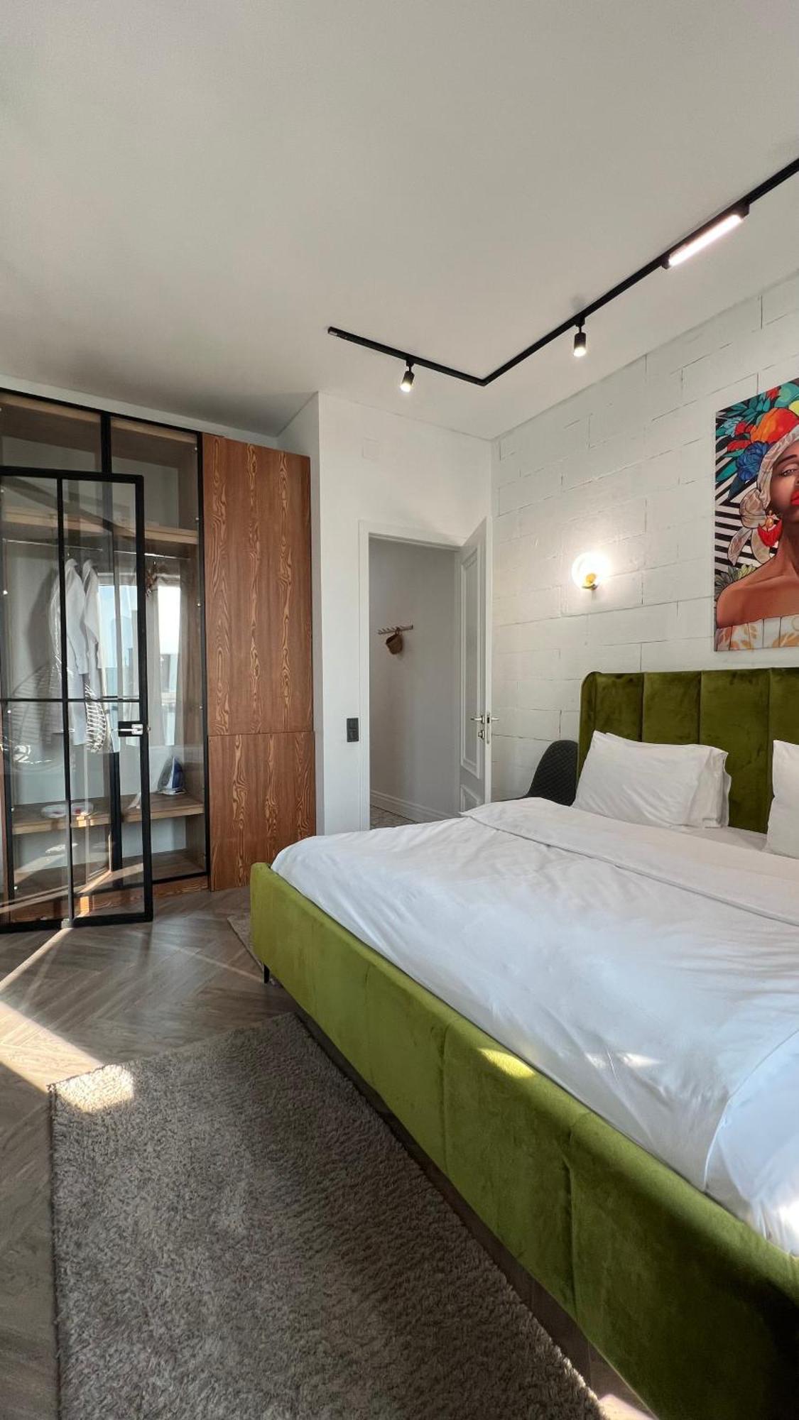 Hotel Manica Esentai City アルマトイ エクステリア 写真