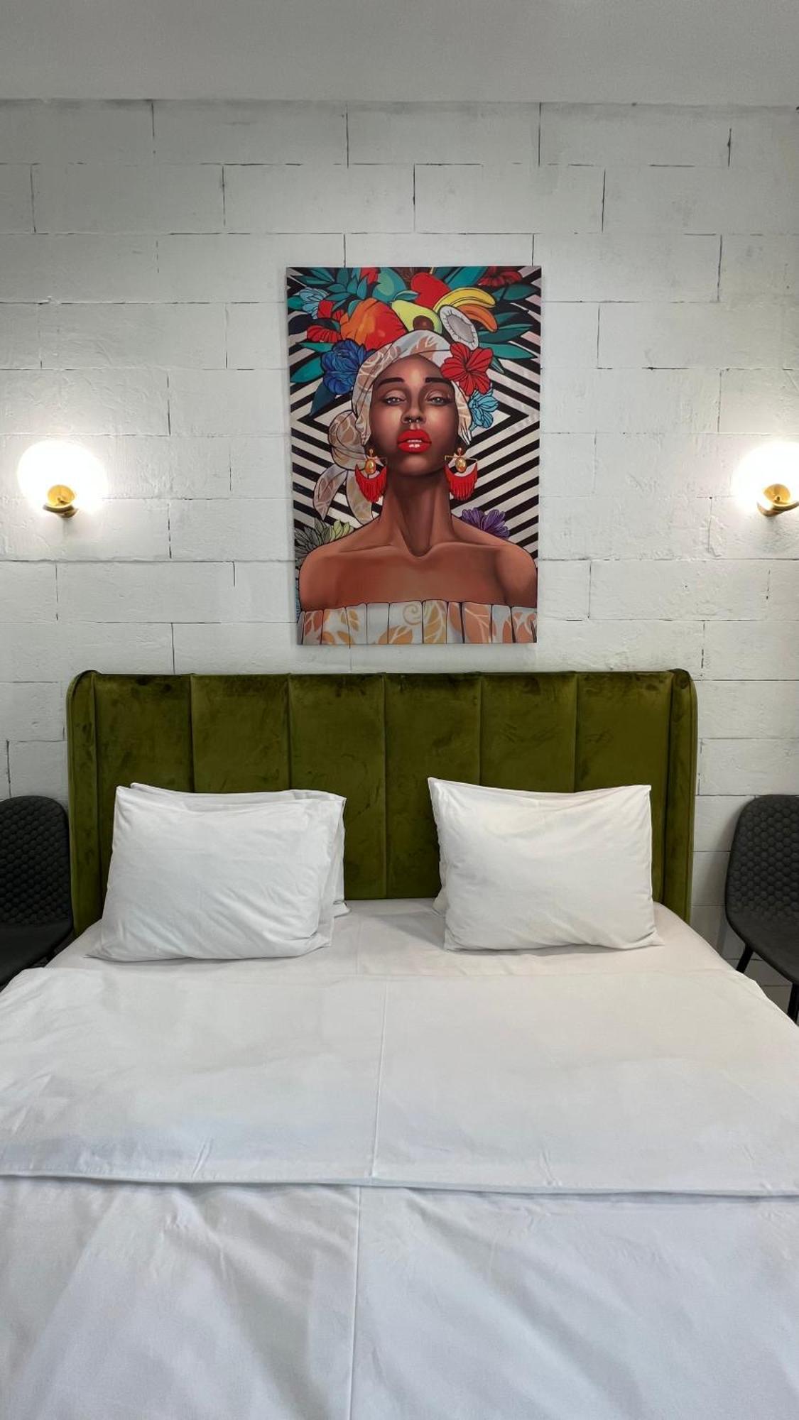 Hotel Manica Esentai City アルマトイ エクステリア 写真