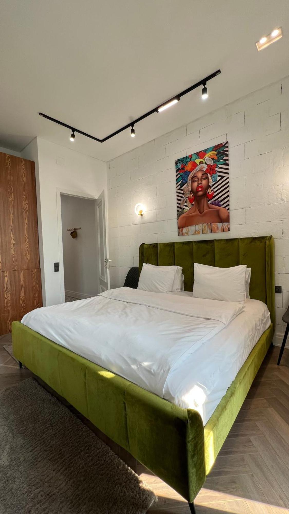 Hotel Manica Esentai City アルマトイ エクステリア 写真